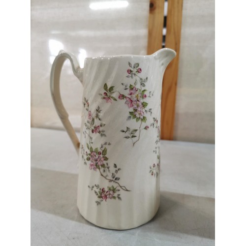 61 - Set of 3 x graduated floral jugs all in good order all stamped to the base Caolard Ironstone. Talles... 