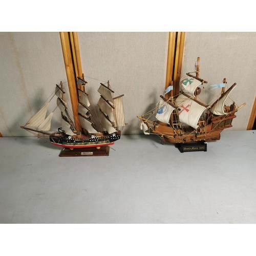 110 - 2x wooden ship ornaments very well detailed both standing on display stands inc Santa Maria 1492 and... 