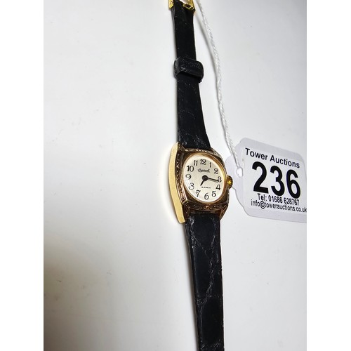 236 - An attractive ladies ingersoll 15 jewel mechanical watch in excellent clean condition with a clean a... 