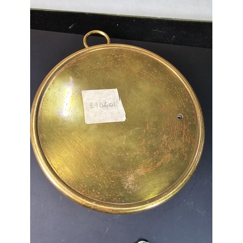 323 - A good quality antique J.Hicks London 9560 brass cased barometer in excellent clean condition with a... 