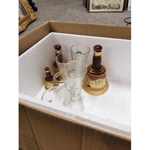 360 - Quantity of breweriana items inc a quantity of named pint glasses and coffee glasses inc Baileys alo... 