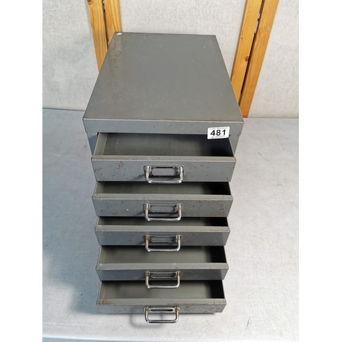 481 - A good quality tabletop metal 5 drawer filing cabinet of a good convenient size and of good order. H... 