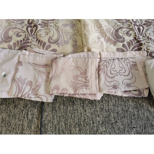 487 - A pair of good quality Laura Ashley lilac curtains along with a matching duvet cover set. All in goo... 