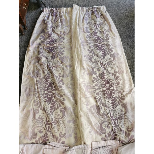 487 - A pair of good quality Laura Ashley lilac curtains along with a matching duvet cover set. All in goo... 