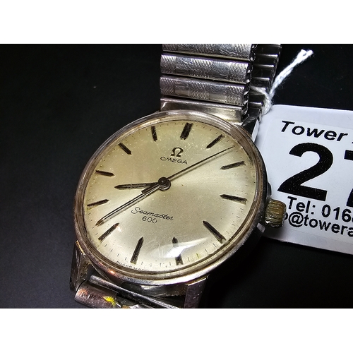 275 - A Good Vintage Genuine Omega Seamaster 600 Gents Watch fitted with a fixoflex strap, the watch and t... 