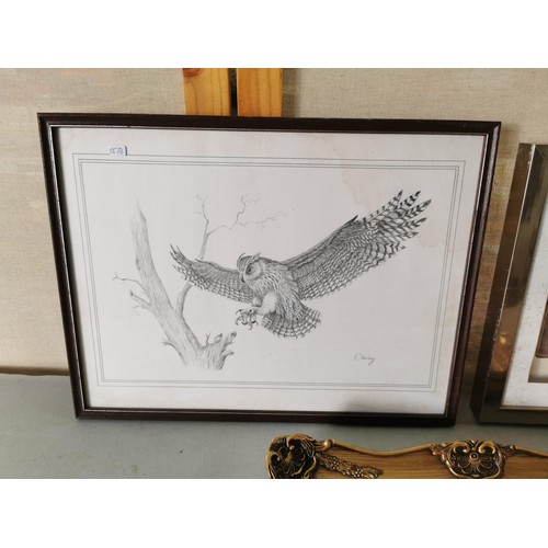 138 - 3x framed and glazed art pieces inc a framed a glazed print of an owl landing on a branch, an oil on... 