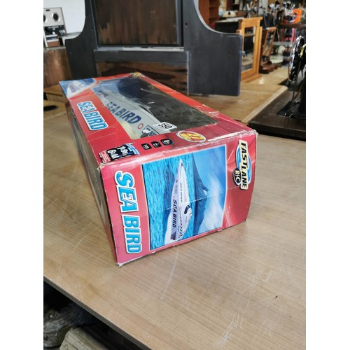 350 - Boxed Fast Lane RC sea bird boat in working order complete with remote control