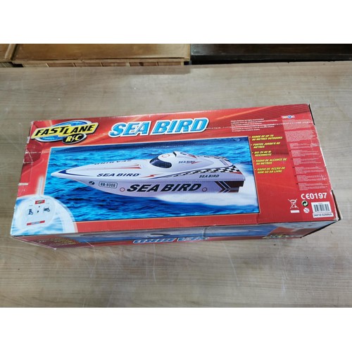 350 - Boxed Fast Lane RC sea bird boat in working order complete with remote control