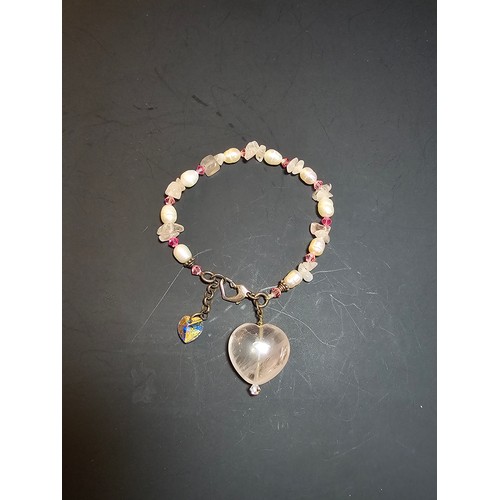 231 - Pretty 925 silver real pearl and gemstone bracelet featuring a large natural rose quartz heart forme... 