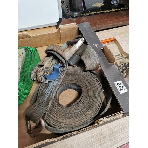 396 - Box containing a quantity of ratchet straps of various sizes inc hooks