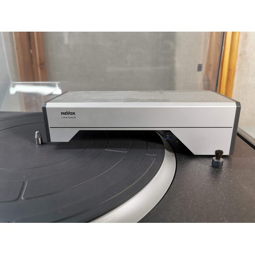 125 - Revox B.795 Direct Drive lina tracking turntable with ortofon cartridge, has been recapped in full w... 
