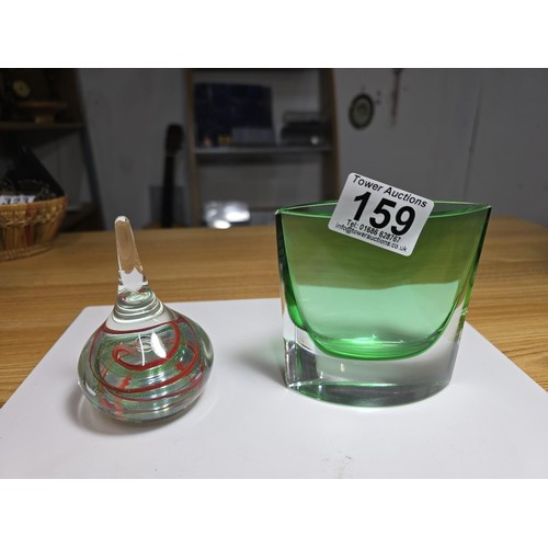 159 - 4 pieces of artglass which includes 2 attractive emerald glass slim vases, 1 other green vase and an... 