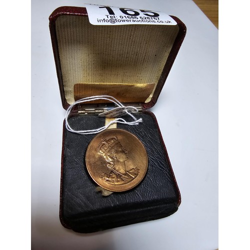 165 - A vintage 1953 copper Coronation medallion for Queen Elizabeth II dated June 2nd 1953, complete with... 