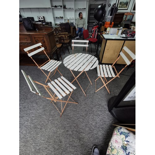 421 - Complete outdoor foldable set of 4x slatted wooden chairs on metal frames with round table., table m... 