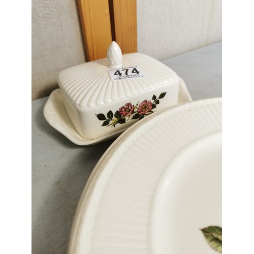 469 - A 26 piece rare Wedgwood Briar Rose part dinner set, having a pretty rose design to the centre inclu... 