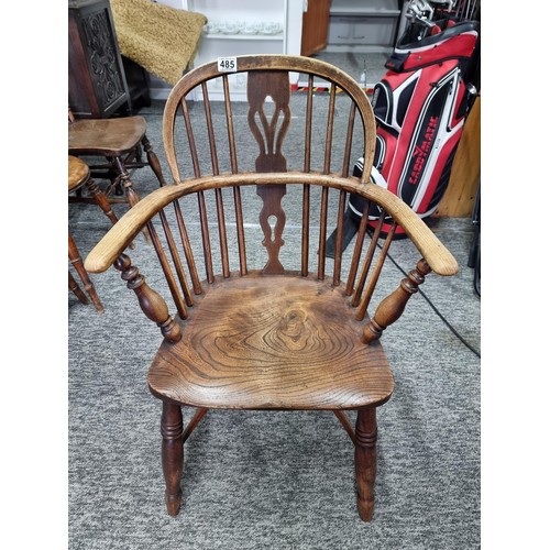 485 - 2x Very Good Antique Solid Elm Spindle Back Windsor Chairs, both have been finely crafted in solid e... 