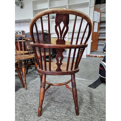 485 - 2x Very Good Antique Solid Elm Spindle Back Windsor Chairs, both have been finely crafted in solid e... 