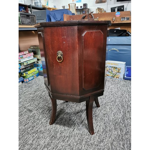 510 - Vintage Mahogany Octagonal Drinks Cabinet with a brown leather top measuring 70cm in height and 46cm... 