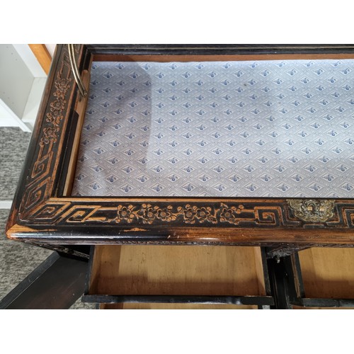 510A - Large very ornate camphorwood linen chest with decoration to the top of a bird scene, decoration of ... 