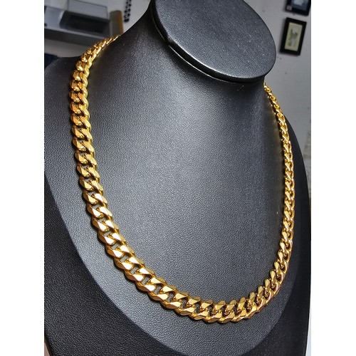 242 - A brand new and unused chunky 18ct gold plated curb link neck chain by Chains House Jewellery. Compl... 