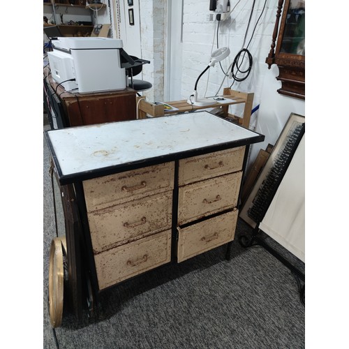 135A - Vintage enamel topped metal chest of drawers with 6 drawers to the front all work well, cream metal ... 