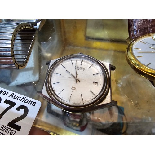 272 - A collection of 5x good quality vintage watches to include 3 Seiko watches (2 are SQ models), a citi... 