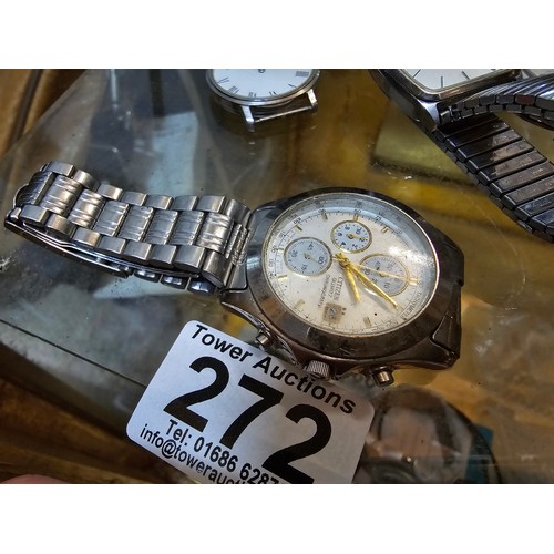 272 - A collection of 5x good quality vintage watches to include 3 Seiko watches (2 are SQ models), a citi... 