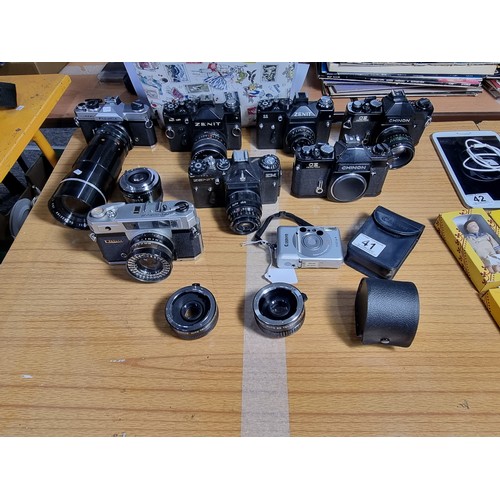 41 - Collection of cameras inc Fujica with a 100mm lens, 2x Chinons, 3x Zenits along with accessories
