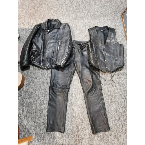 127 - Vintage original bike leathers from the time of the Mods and Rockers including a studded leather bik... 