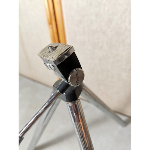 168 - Good quality cased Yashica adjustable tripod in overall good condition measures 33cm long at its sho... 