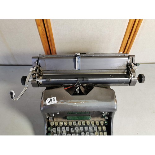 396 - Vintage Imperial 66 typewriter, some of the keys need attention as sticking but all are present, oth... 