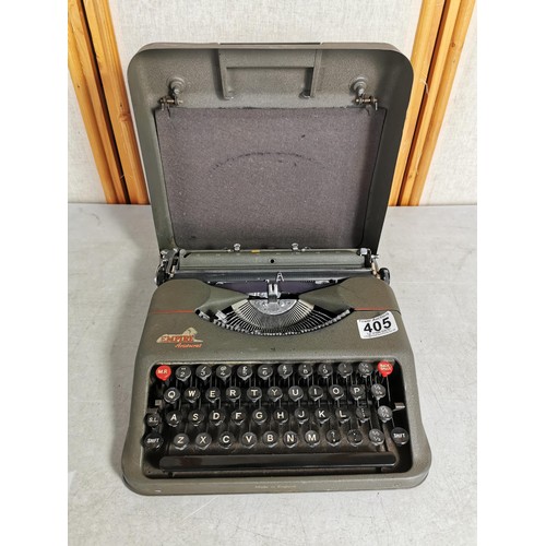 405 - Cased 1950's Empire Aristocrat typewriter in good order, all the keys work as they should