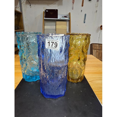 179 - A Collection of 4x Large attractive bark effect art glass vases, 3 in blue ,1 in amber glass, one of... 