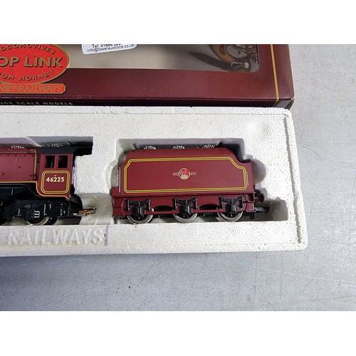 33 - Hornby top link 00 gauge R2023 4-6-2 Duchess of Gloucester locomotive and tender, BR maroon, yellow ... 