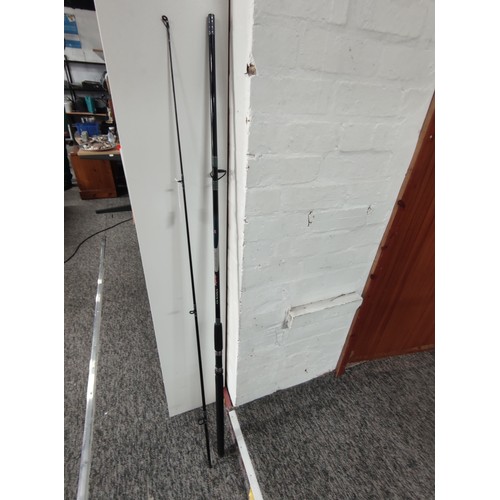 7B - Ron Thompson 10ft carp rod in two parts in good order as new