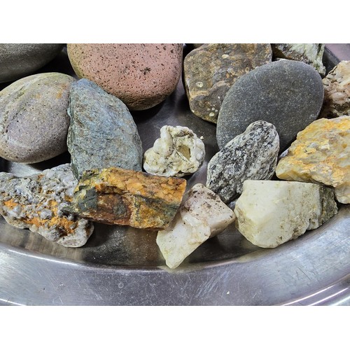 113 - A tray full of large rock, crystal and mineral specimens to include some unusual pieces featuring qu... 