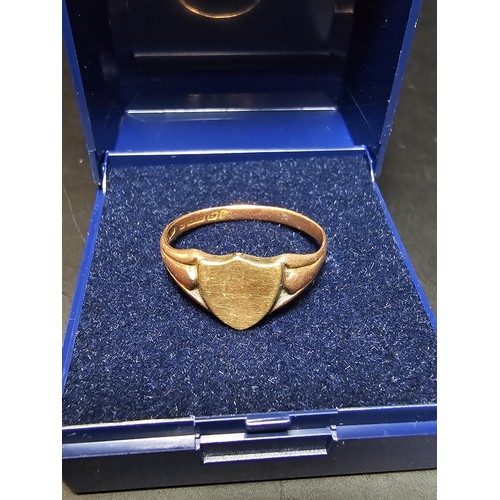 238 - Stunning antique hallmarked 9ct. rose gold ring having a blank shield cartouche to the front. Hallma... 