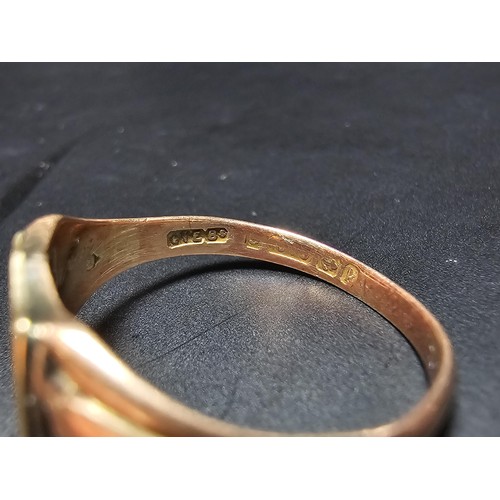 238 - Stunning antique hallmarked 9ct. rose gold ring having a blank shield cartouche to the front. Hallma... 