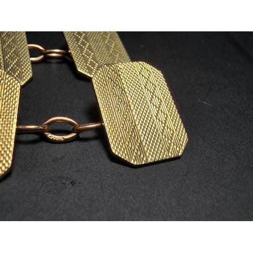 240 - Good quality pair of vintage hallmarked 9ct. yellow gold cufflinks with an ornate machine turned des... 