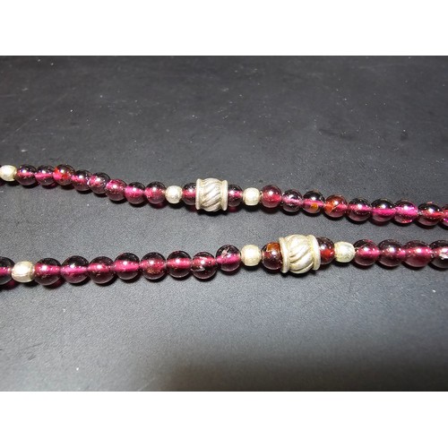 190 - An excellent quality 925 sterling silver India garnet beaded necklace featuring 9 silver drops inset... 