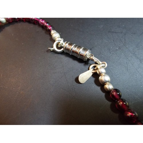 190 - An excellent quality 925 sterling silver India garnet beaded necklace featuring 9 silver drops inset... 