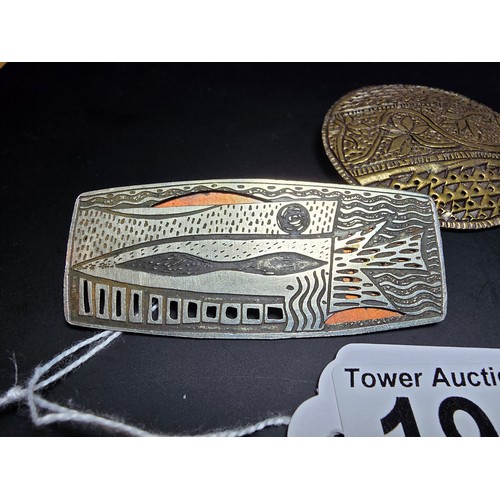 191 - A collection of 3 good unusual large brooches to include a large 925 silver brooch with an ancient s... 
