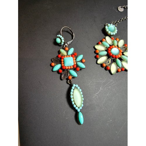 194 - A large quantity of various jewellery to include an ornate matching vintage turquoise and coral neck... 