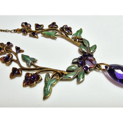 186 - A very pretty vintage necklace by Anne Koplik designs made in USA featuring a pretty enamelled flora... 