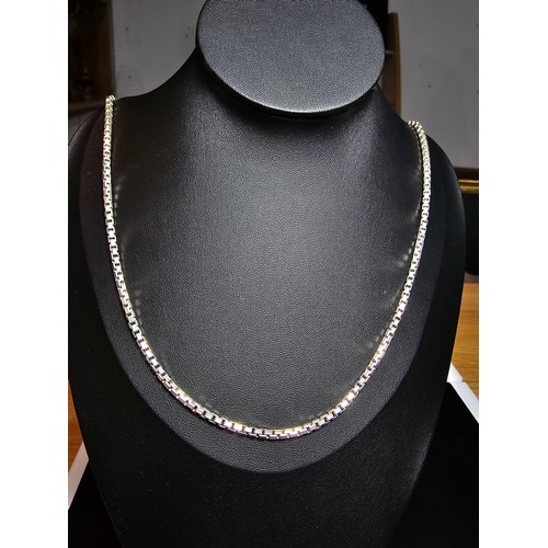 187 - A good quality chunky and heavy 925 sterling sliver neck chain with a box link design, the chain has... 