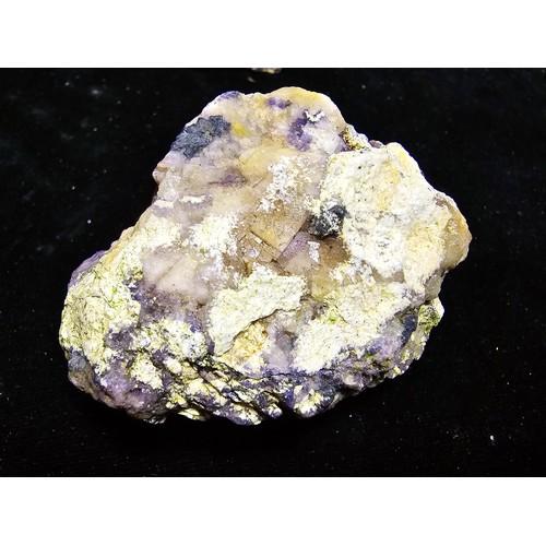 232 - A collection of 6 pieces of very rare genuine Blue John fluorite specimens which came from the Derby... 