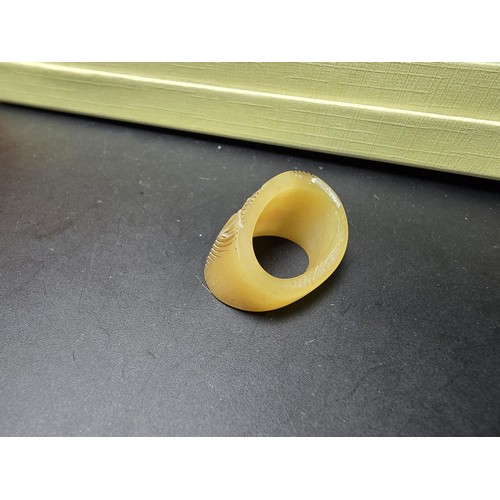 217 - A bundle of jewellery to include a good 20