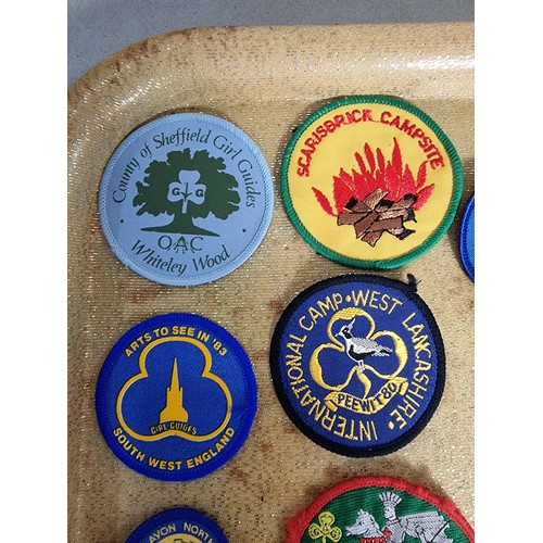 17 - Collection of 25x Girl Guide badges inc camping badges, Jubilee badges, Lord and Lady Baden Powell b... 