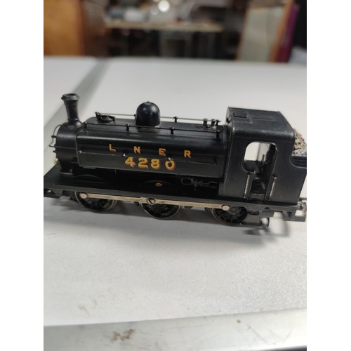 46 - Hornby Class J52 0-6-0 LNER Tank Locomotive No.4280, painted in black with real coal in the bunker a... 