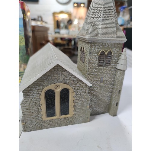 47 - Rare Hornby Skaledale R8516 St James' Parish Church - New in box - New old shop stock, highly detail... 